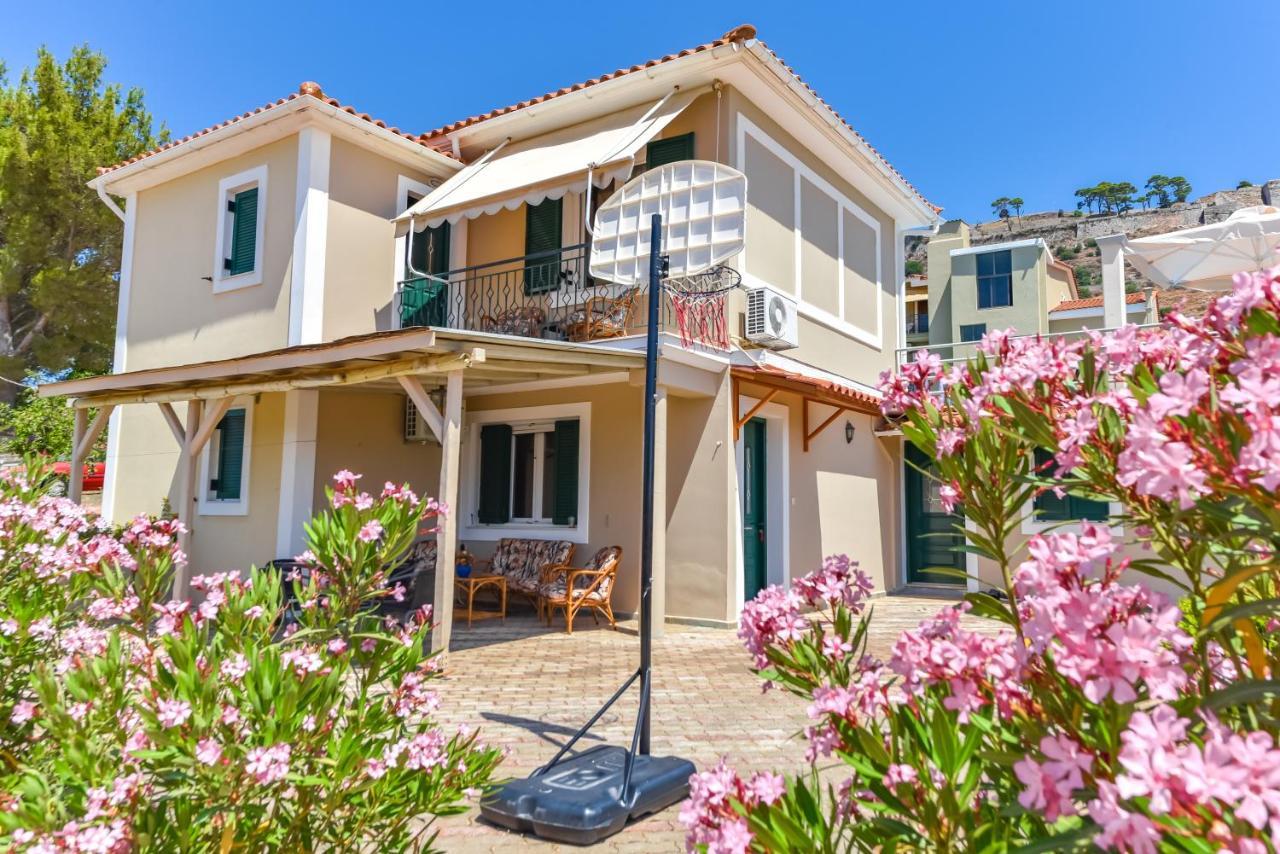 Ionis Hotel Troianata Ngoại thất bức ảnh